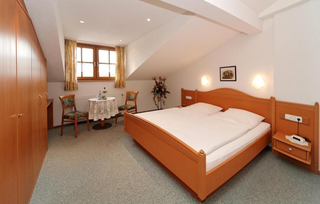 Gasthof-Pension-Kraus Achslach Room photo